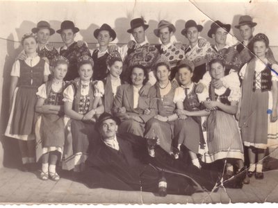 1958 szuÌreti baÌl alul csoÌszgazda Id SzeÌp KaÌroly (sz191X).jpeg
